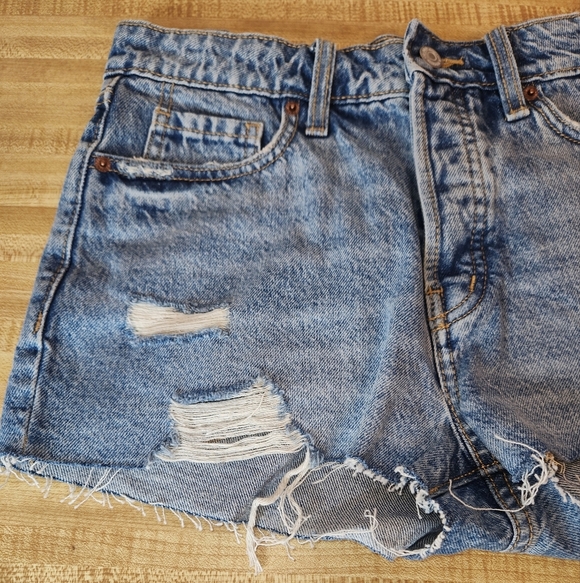 BUNDLE 2 Old Navy Women's Denim Shorts size 6 - Picture 12 of 15